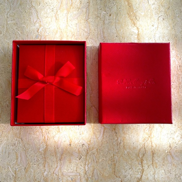 NWT Diamond Halo 18" Pendant Necklace (1/3 ct. t.w.) in 14k White Gold. $1200 - Picture 9 of 17